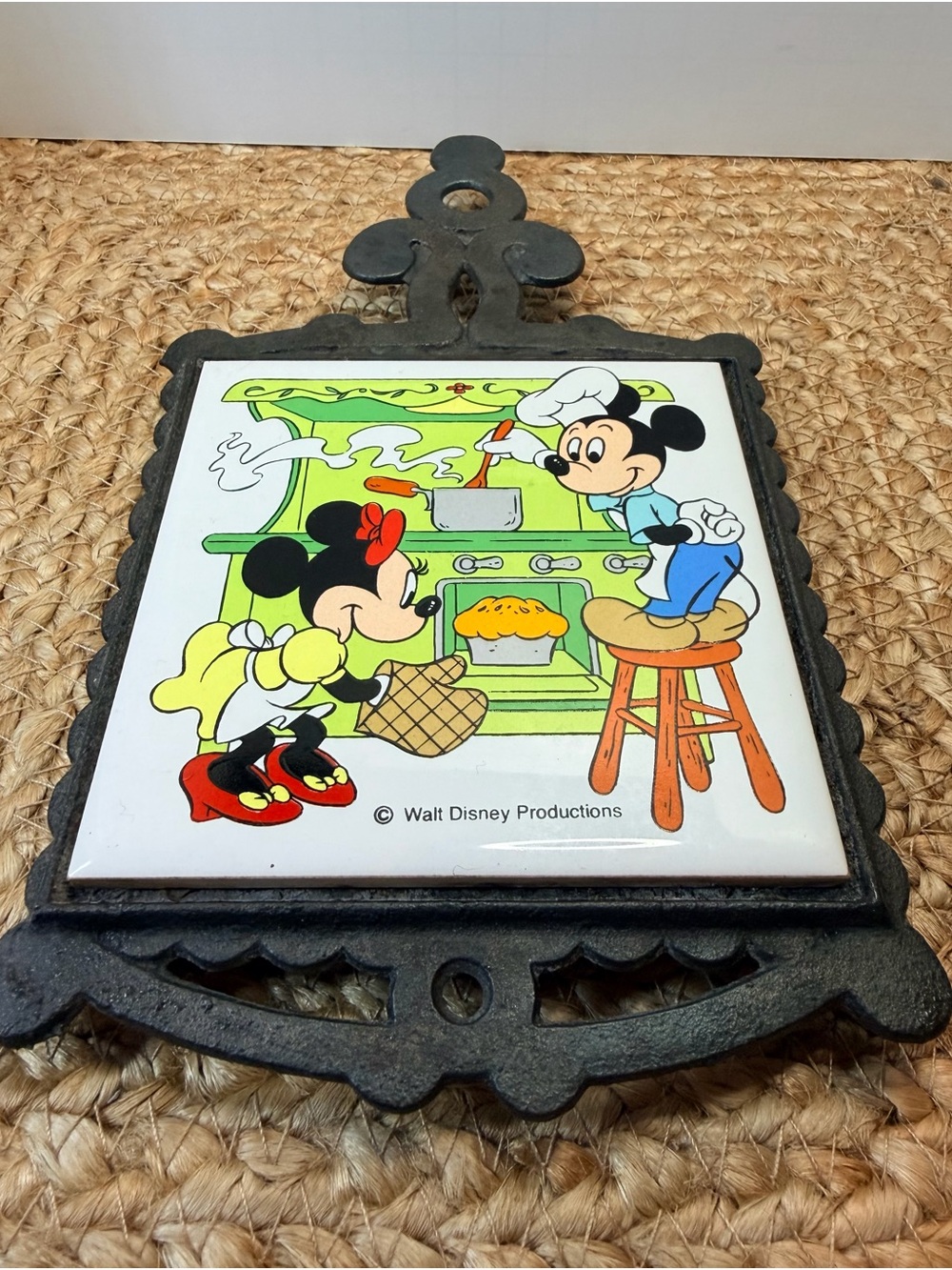 Walt Disney Productions Mickey & Minnie Mouse Chef Trivet Wall Plaque